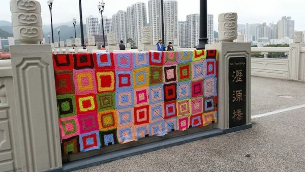 yarn-bombing-hid-Hongkong